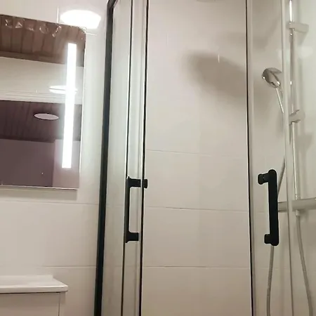펜션 Roberto House 푸라도우로