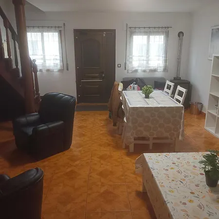 Roberto House Furadouro